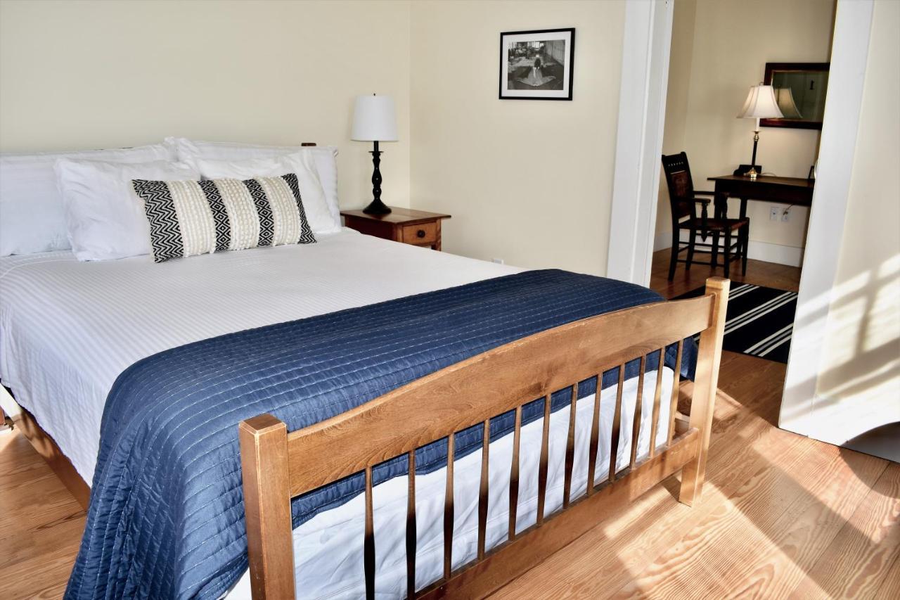 East Wind Inn & Suites Tenants Harbor Екстер'єр фото