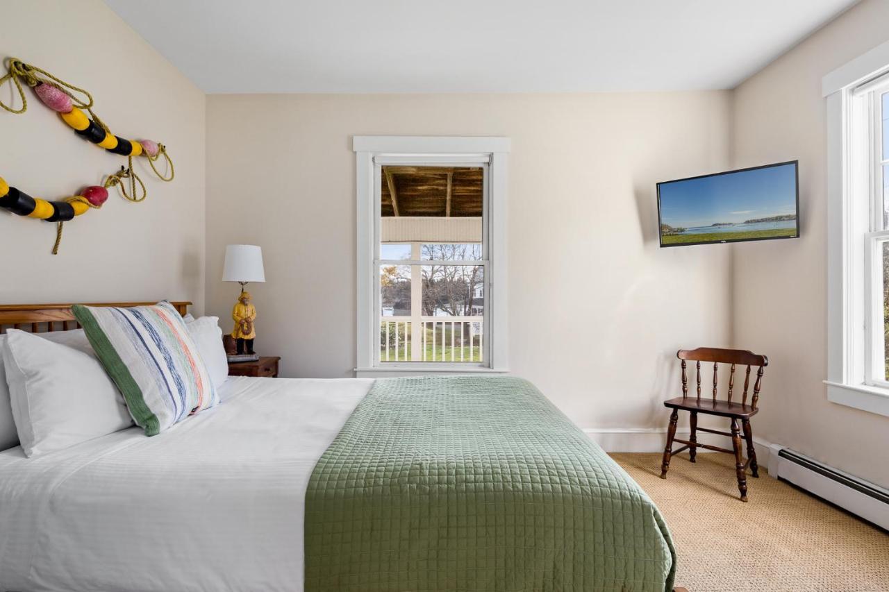 East Wind Inn & Suites Tenants Harbor Екстер'єр фото