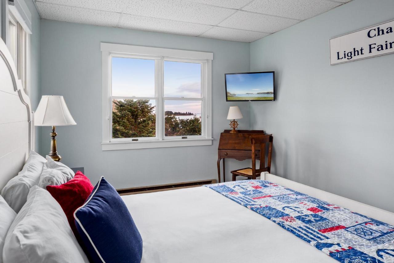 East Wind Inn & Suites Tenants Harbor Екстер'єр фото